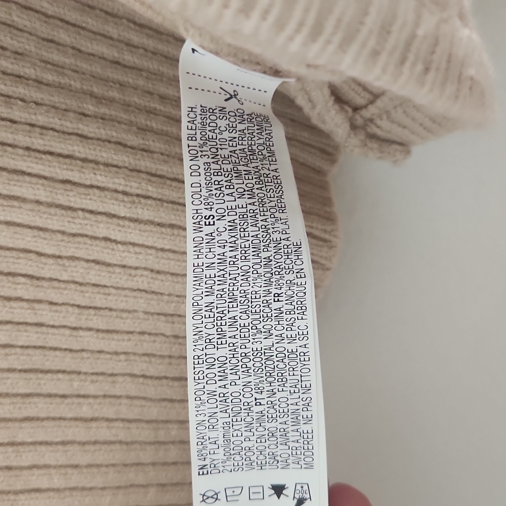 Forever 21 Tan Ribbed Shrug - Picture 5 of 5